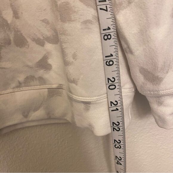 ATHLETA CHAKRA FLORAL BLUFF GRAY BALANCE PRINTED sweatshirt lyocell modal XXS - Picture 10 of 10